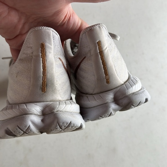 HOKA ONE ONE® Mach 5 Running Shoe White Copper Size 9B - Picture 9 of 13